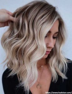 75 Appealing Brown Hair with Caramel Highlights Ideas (2022 Styles)