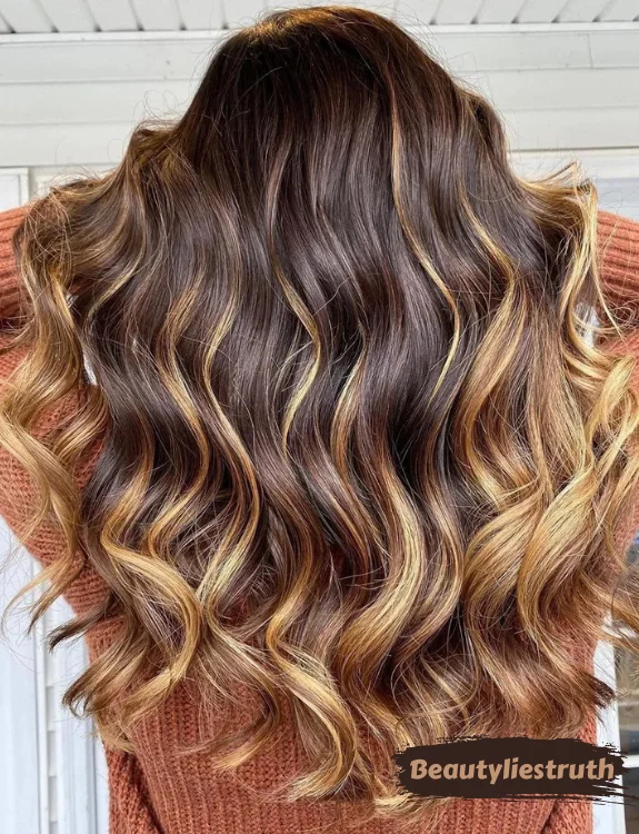 Caramel Highlights With Flowing Waves