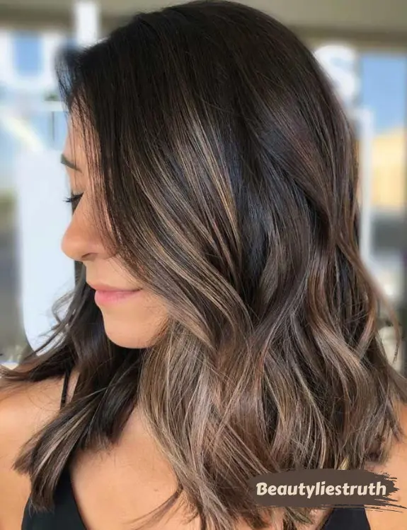 Messy Lob With Partial Highlights
