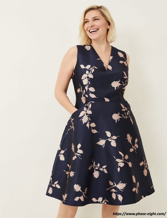 22 Appealing Summer Dresses for Women Over 50 To Look Young 2023