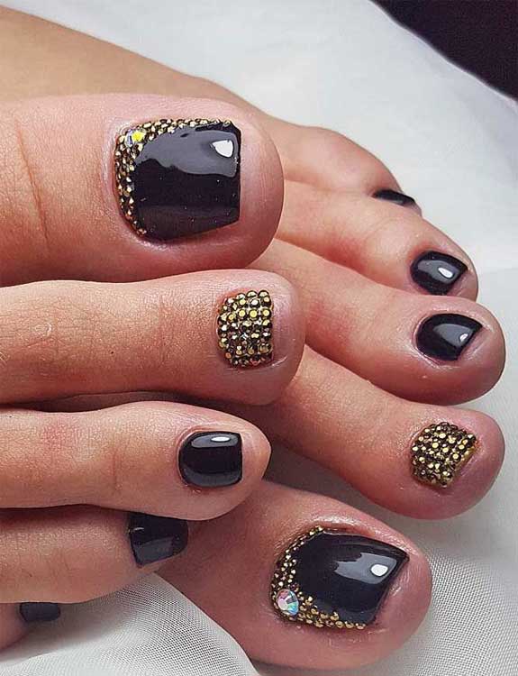 Black and Golden Style