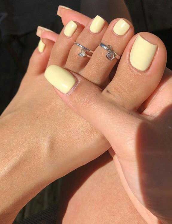 Pastels-Color-Toe-Nails-bn.jpg