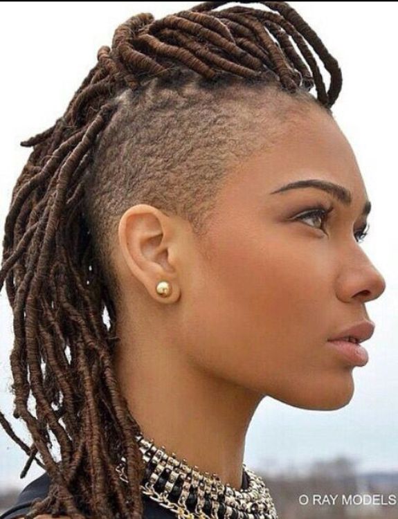 20 Must Try Beginner Short Dreadlocks Styles For Bold Ladies 