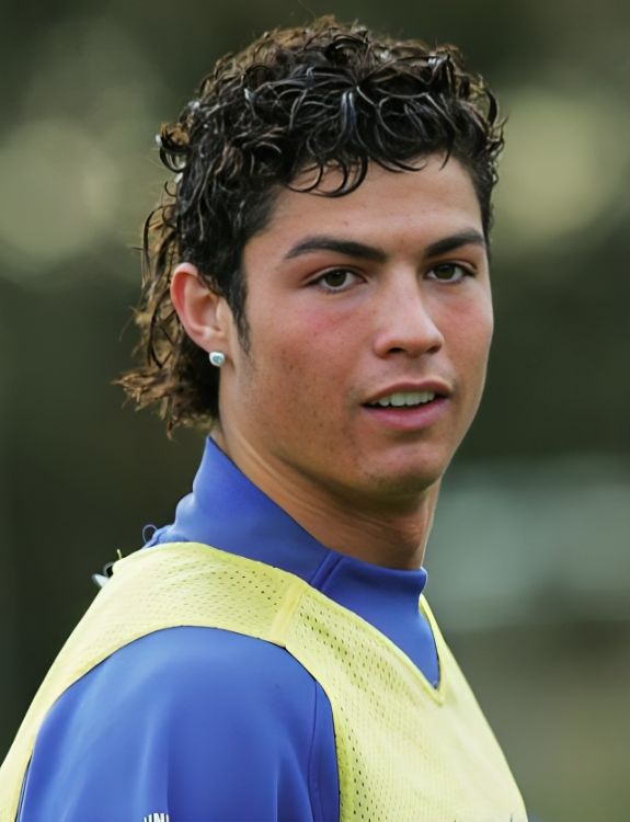 Cristiano Ronaldo Hairstyles: 10 Famous Hairstyles Over the Years