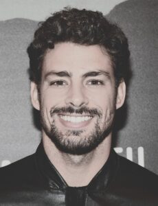 1940s Hairstyles: 15 Iconic Retro Looks Recreated